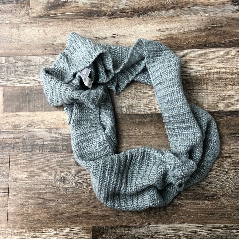 Mercer and Taylor Blue/Gray Infinity Scarf